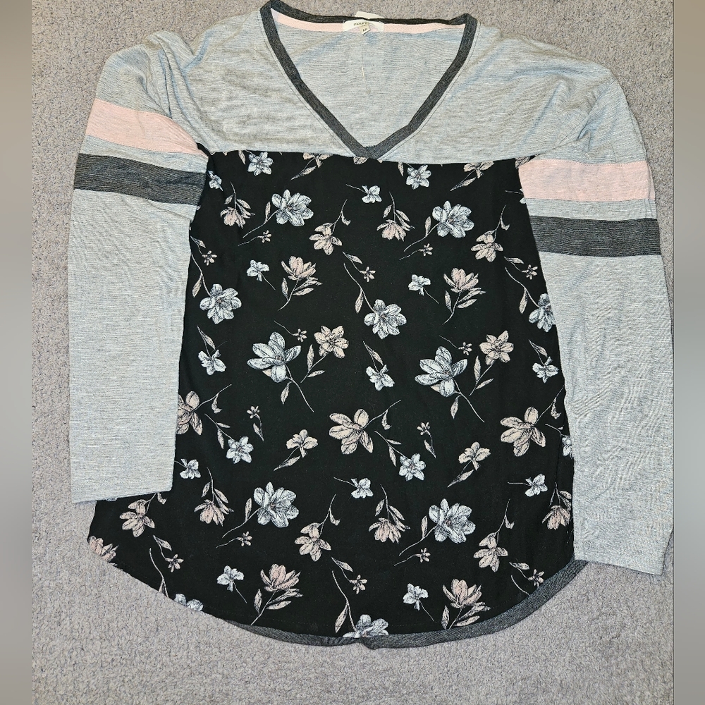 Maurices Medium Long Sleeve Floral Shirt New NWT